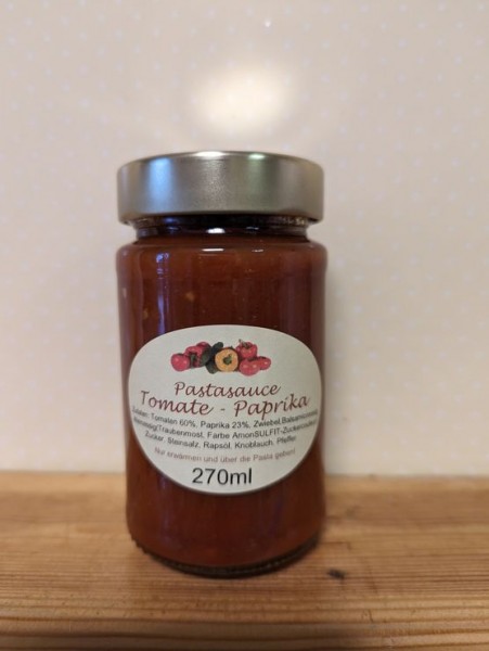 Pastasauce mit Tomate und Paprika